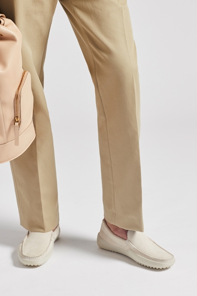 مجموعة Tod’s الرجالية لربيع وصيف 2020... تصاميم خفيفة بجودة عالية